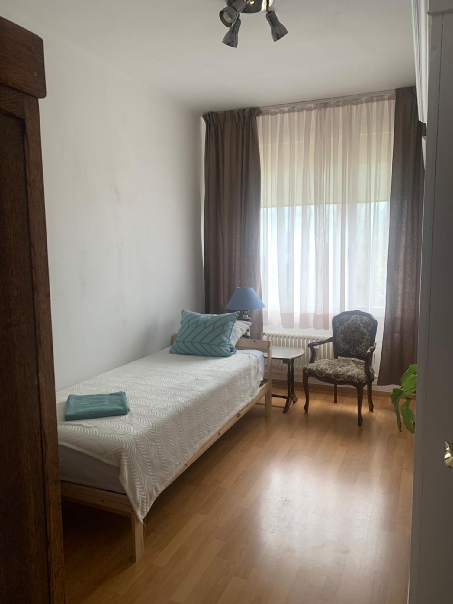 Apartment Linkerover- City Centre & Cathedral View แอนต์เวิร์ป ภายนอก รูปภาพ